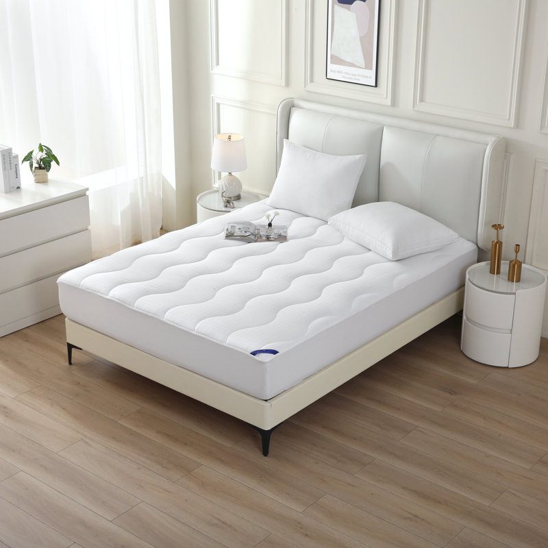  Twice as Nice 300 Thread Count Reversible Mattress Pad Full Size, Full