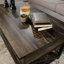 Table basse à plateau relevable, finition brune