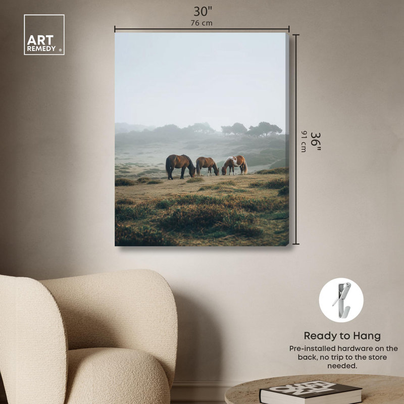 «Misty Pasture», reproduction d'art sur toile par Art Remedy, H 36 po x l 30 po, Toile tendue avec châssis