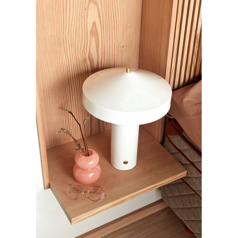 Hatto Table Lamp, Brown