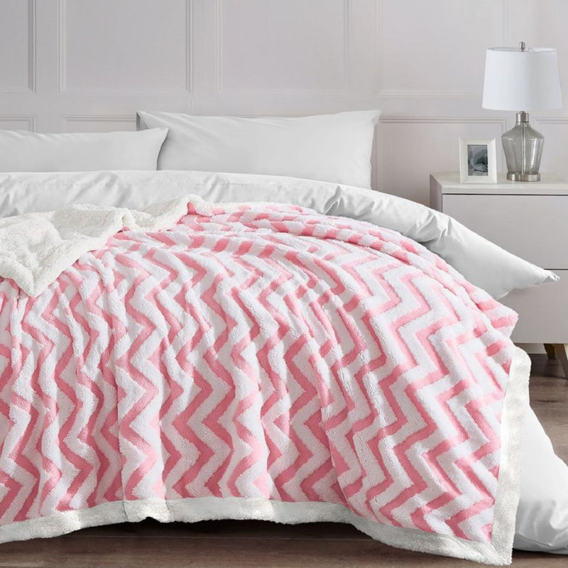 Aayanah Chunky Sherpa Backed Jacquard Chevron Throw Blanket, W150 x L200cm, Pink