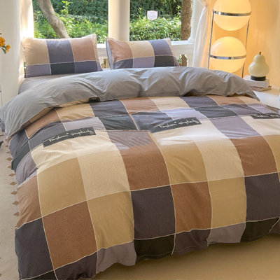 sheet quilt cover Summer Student Dormitory Three-piece Set --friendly Brushed Quilt Cover - Universal For All Seasons