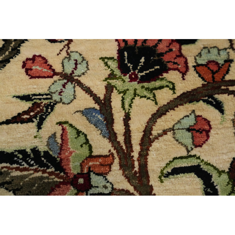 Tapis traditionnel en soie à teinture végétale animaux