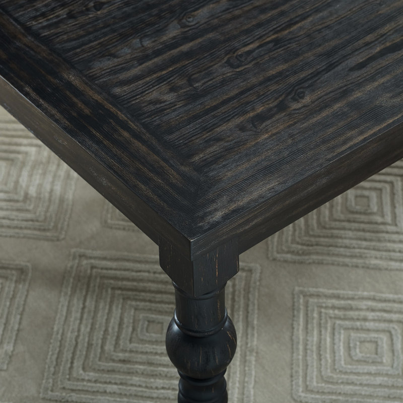 Mobilier de salle à manger Urban Style Table avec 4 chaises et banc. Bois massif, bouton rembourré, pieds noirs. Ensemble de décorations de chambre en bois de style. Table rectangulaire, revêtement, pièce à pieds.