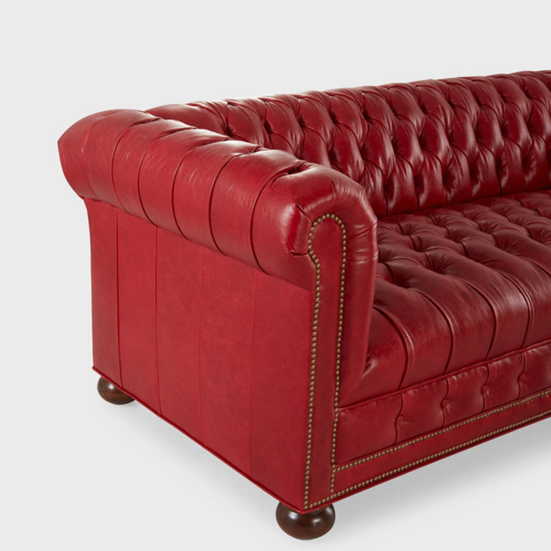 Canapé rouge au design de mode moderne
