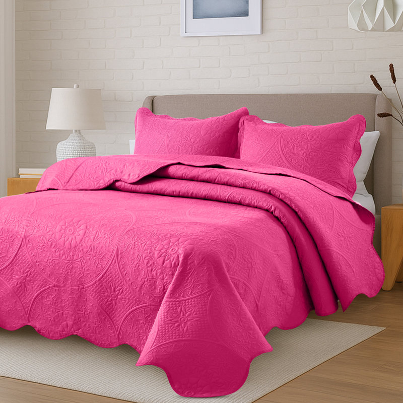 Floral Embossed Quilted Bedspread Set, Oversized and Lightweight Bedding Set with Pillow Shams, Pink