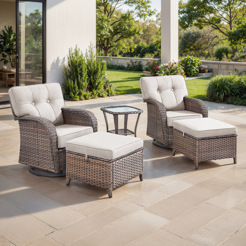 Ensemble de conversation pivotante en osier avec table d'appoint et repose-pieds Agnes, Beige