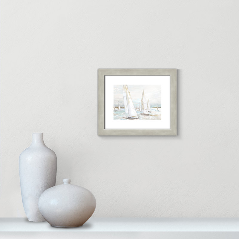 Windswept Sails I - Art encadré autoportant, H 13,5 po x l 15,5 po x P 1,25 po, Cadre argent chaud