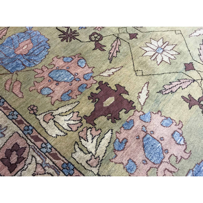 Hand-Knotted High-Quality Light Green Area Rug