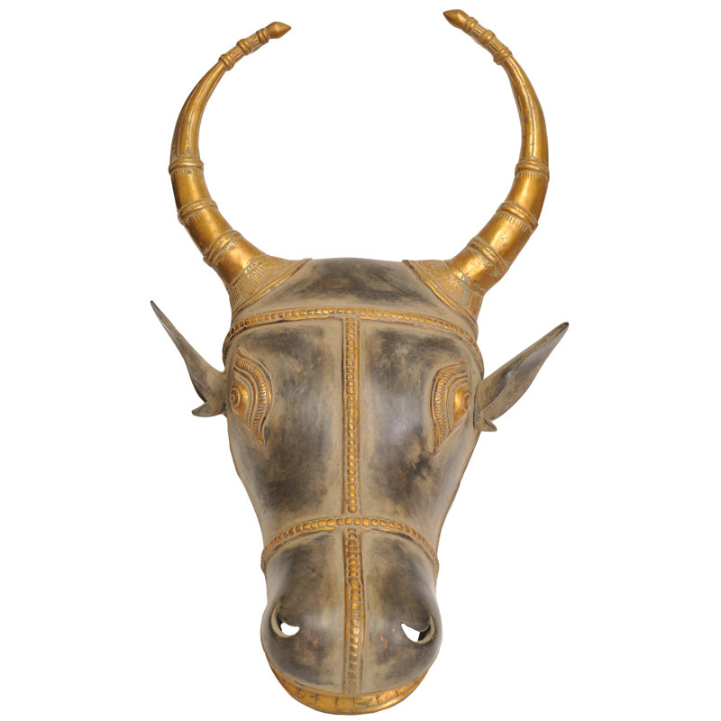Masque de taureau mural