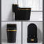 Toilette anti-odeur silencieuse 1,46 gallons noire à double chasse (siège inclus)