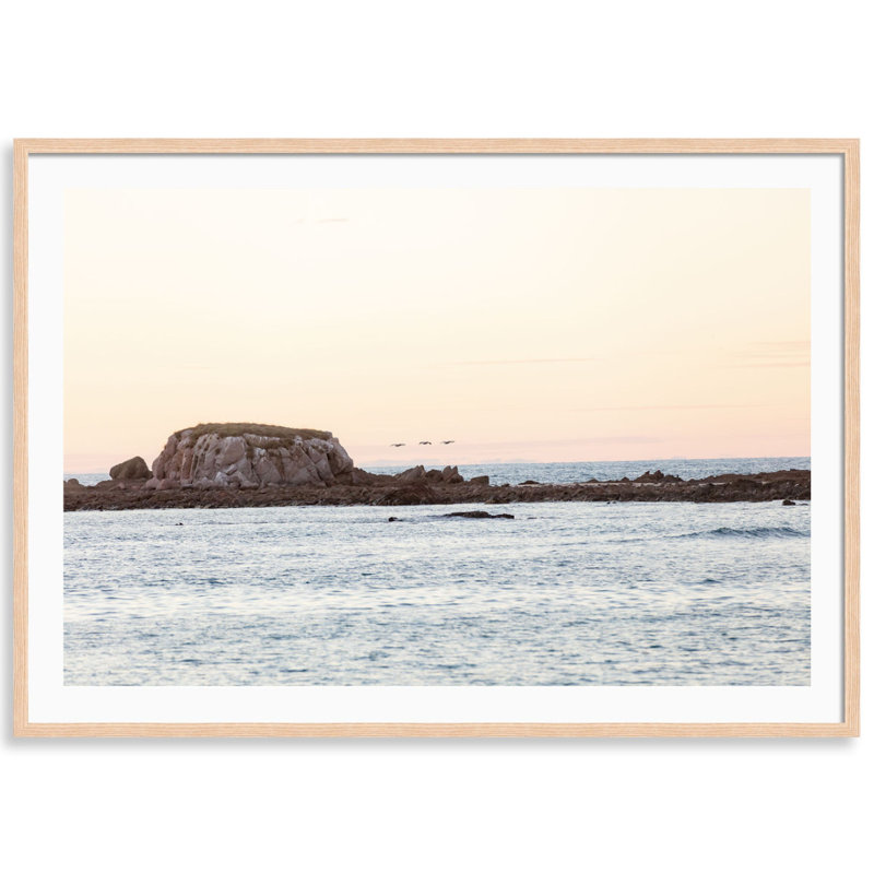 «Sunset Mita» par Carly Tabak - Photographie de cadre photo, Bois naturel, L 44 po x H 31 po