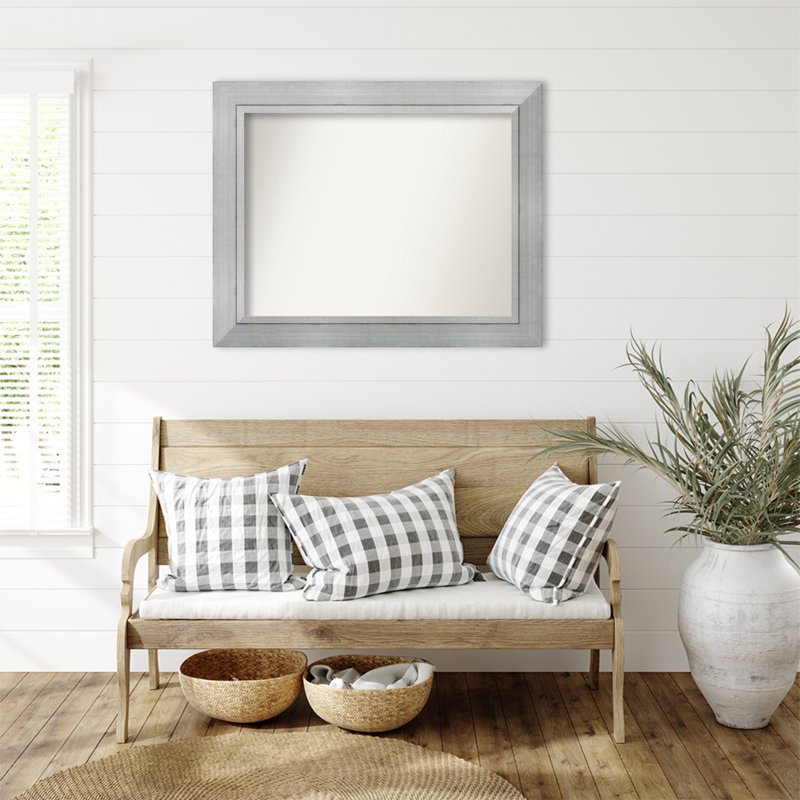 Miroir mural en bois massif Yousef, Rectangle, 33,25 po x 41,25 po