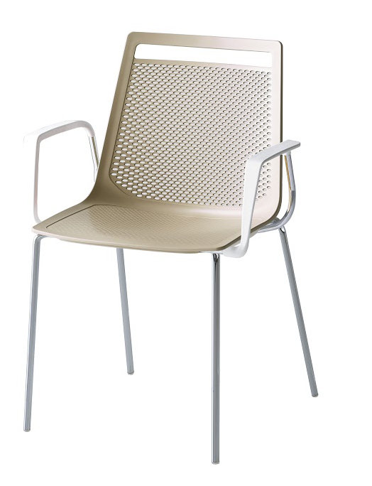 Chaise d'invité Akami, Sable