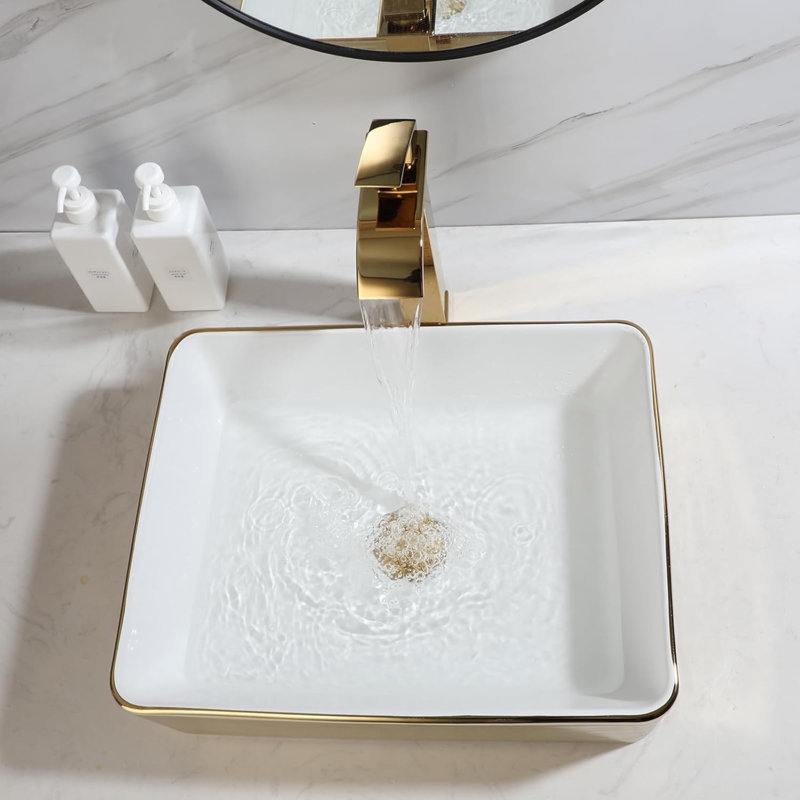 Lavabo vasque en céramique blanc et or avec robinet cascade et drain combiné, lavabo de salle de bain rectangulaire au-dessus du comptoir
