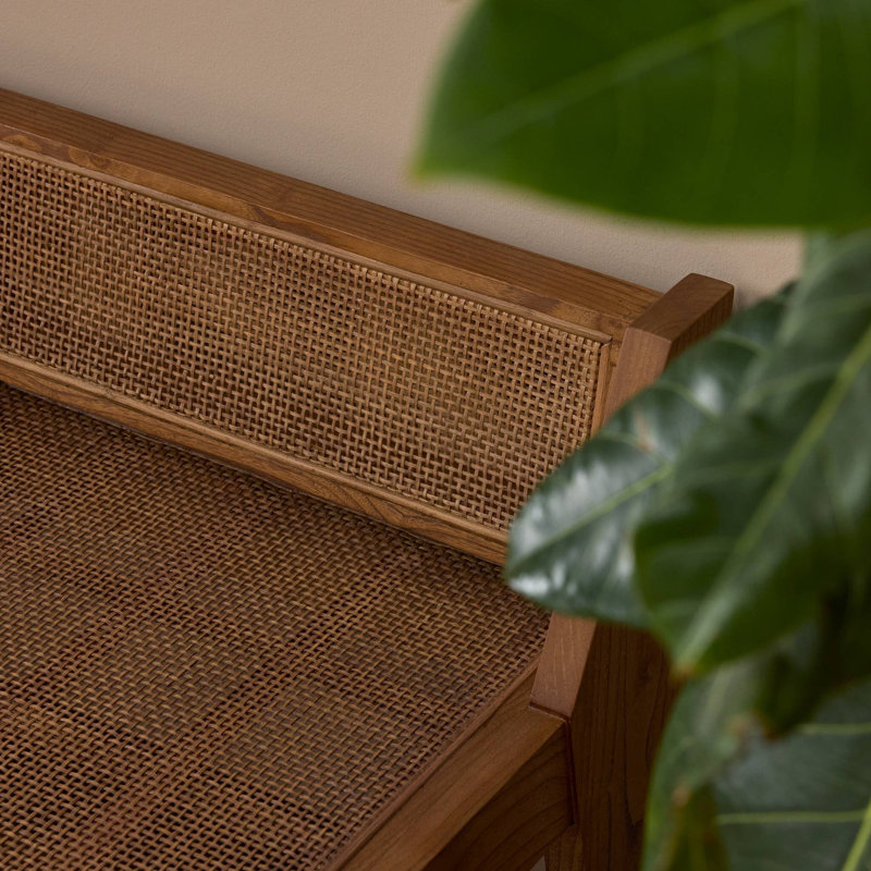 Lutz Bench