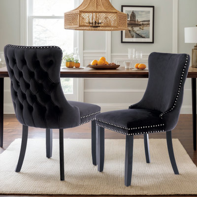 Chaise rembourrée à oreilles