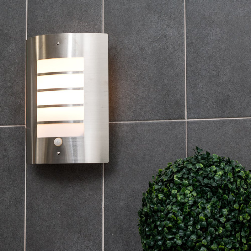 Chiswick Silver Outdoor Bulkhead Light, 3000K, Yes
