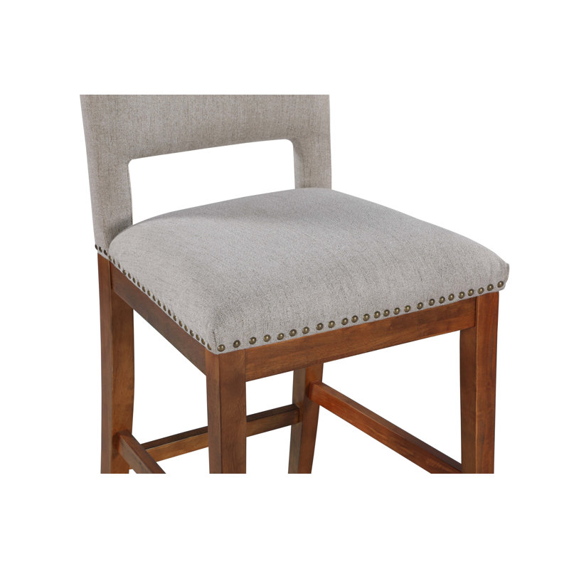 Tabourets de bar rembourrés avec clous et pieds en bois