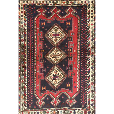 Tapis rouge à motif sud-ouest
