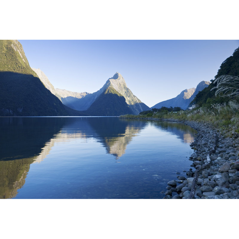 Nouvelle-Zélande, Milford Sound - photographie sur toile tendue, L 12 po x H 8 po