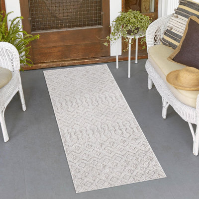 Grindle Geometric Indoor / Outdoor Rug