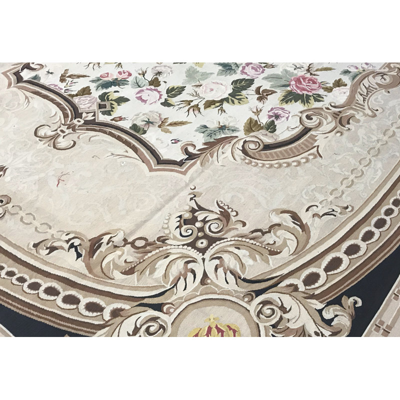 Hand-Knotted High-Quality Beige Area Rug