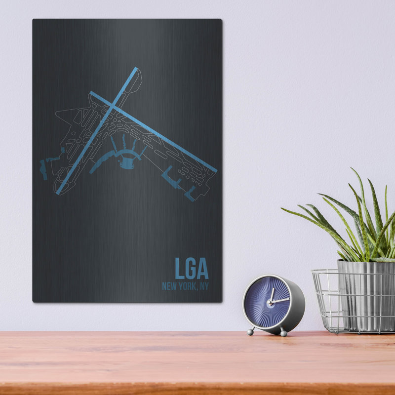 "LGA" par O8, à gauche, H 16 po x l 12 po