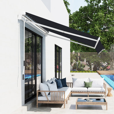 Auvent de patio 8 pi x 7 pi - Store rétractable manuel noir. S'ajuste facilement pour couper et chauffer, convient à plusieurs surfaces, aluminium robuste, fabrication en acier