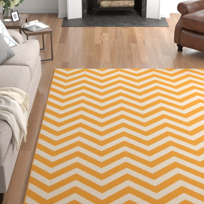 Irita Chevron Indoor / Outdoor Rug, Rectangle 6'7" x 9'6"