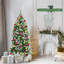 Arbre de Noël élancé vert et baies-1511183274