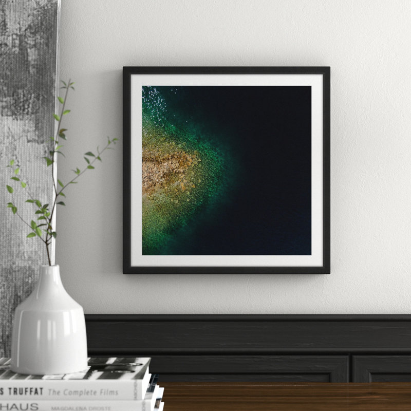 Single Picture Frame Print, 41 cm H x 41 cm W x 3.81 cm D