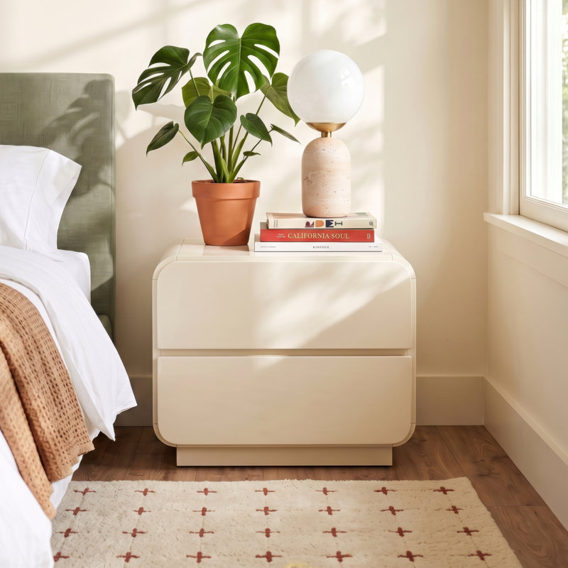 Marguerite 28'' W Nightstand, Cream