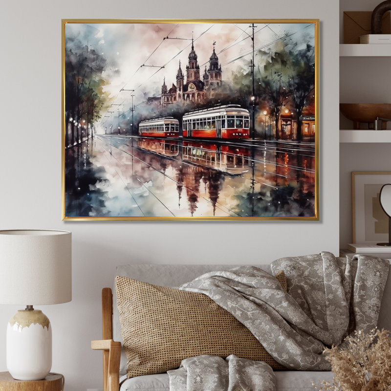«Rosela Red and Brown City Trams In The Wet Mist», reproduction sur toile, H 16 po x l 32 po x P 1 po, Cadre flottant doré