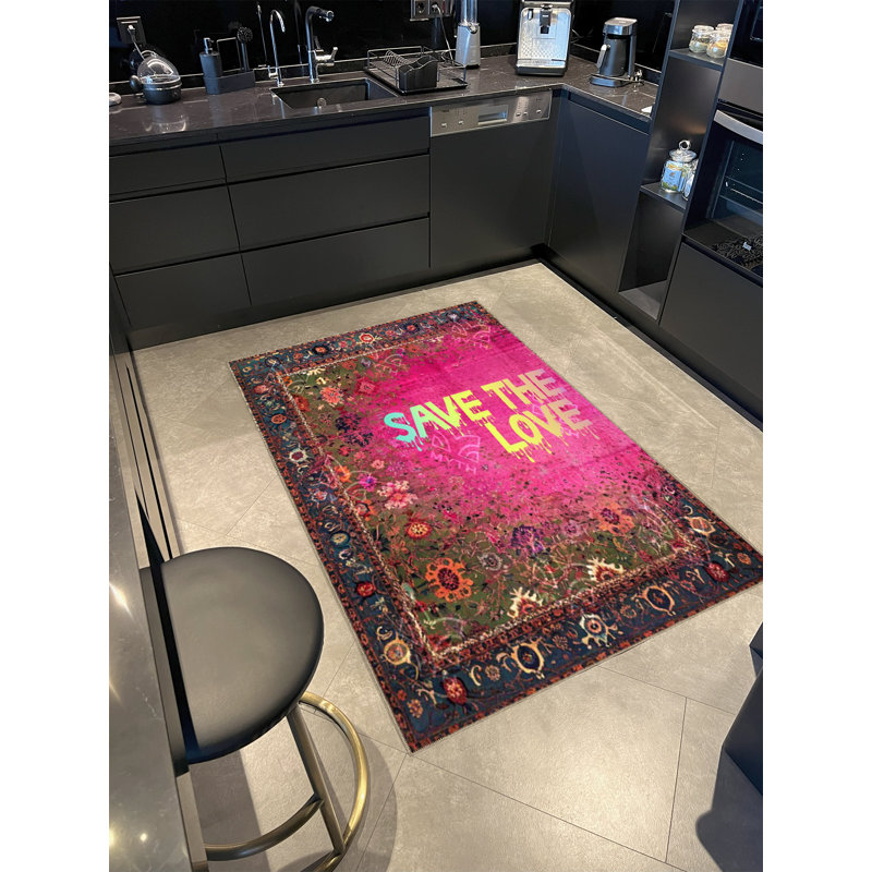 Tapis décoratif moderne à motifs textuels «Save Love» de la collection Écrite, Rectangle 3 pi 11,24 po x 5 pi 10,87 po