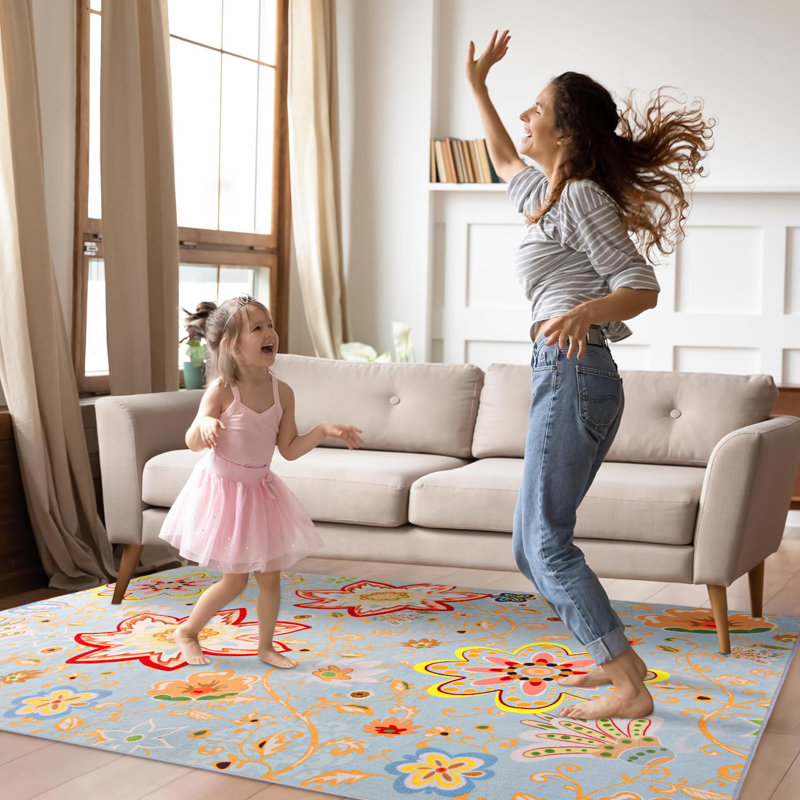Demetia Floral Rectangle: 153 x 215 cm Area Rug, Rectangle 153 x 215 cm