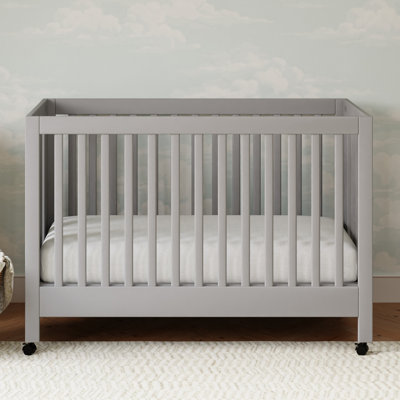 Maki 2-in-1 Convertible Portable Crib