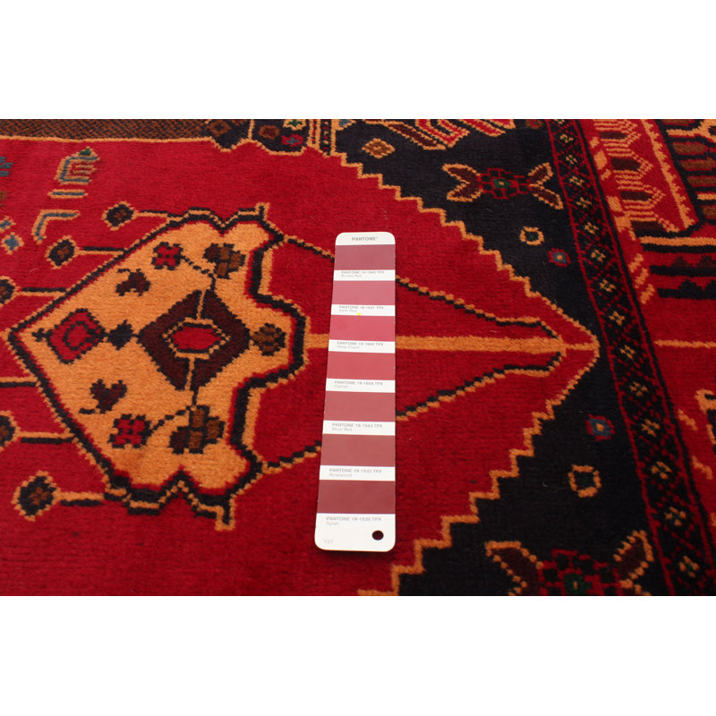 Tapis rouge foncé Dequita 2 pi 10 po x 4 pi 9 po
