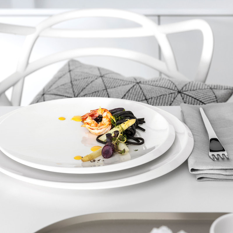 Villeroy & Boch Newmoon 10.75" Dinner Plate