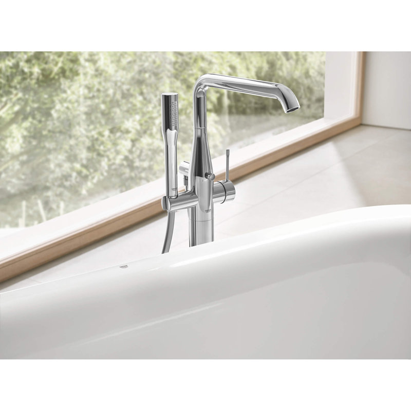 Garniture de robinet de baignoire sur pied à poignée simple avec douche Essence New