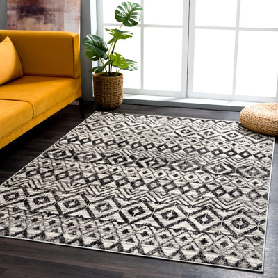 Tiffanie Geometric Indoor Rug