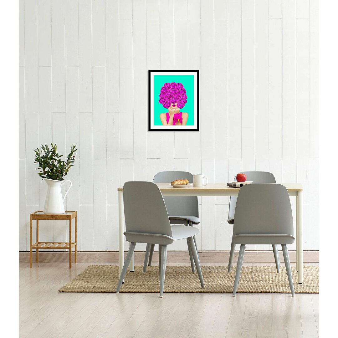 Gerahmtes Poster Frau mit Blumen