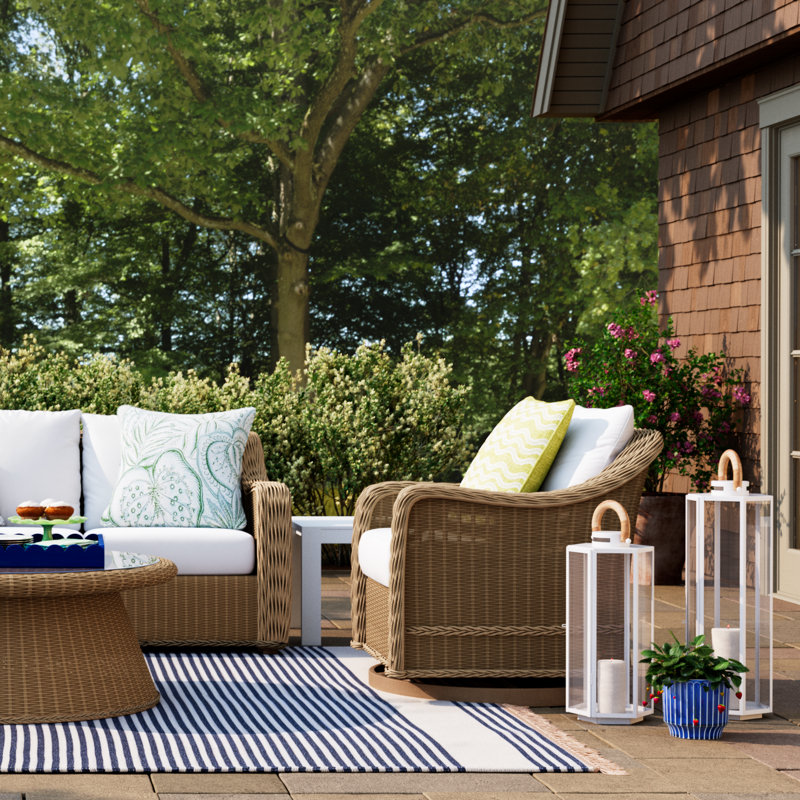 Hudson 1 Pc Swivel Club Chair