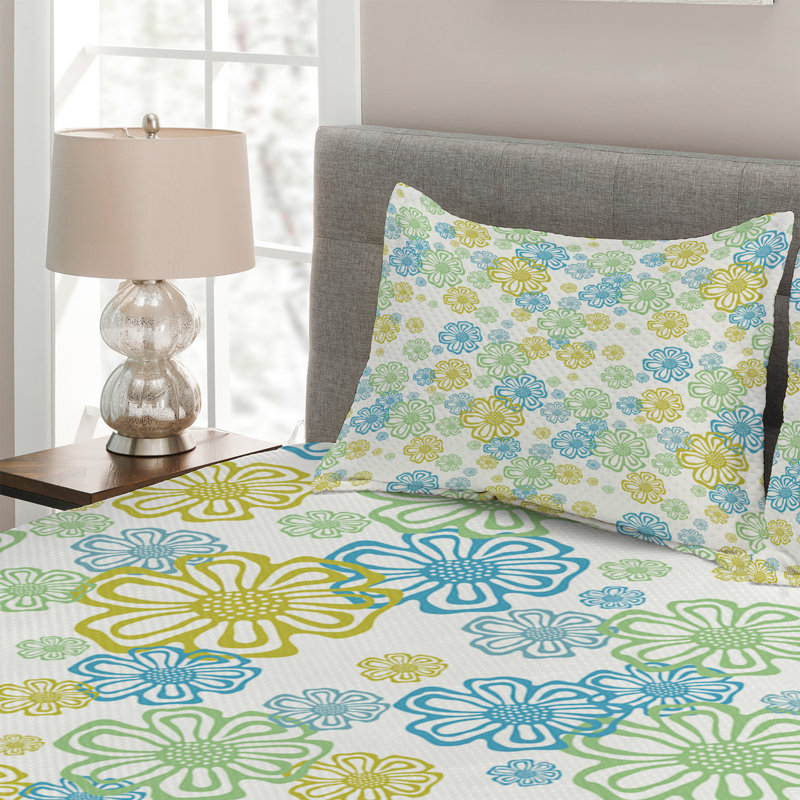 Eclectic Floral Coverlet, Flower, King Bedspread + 2 Shams