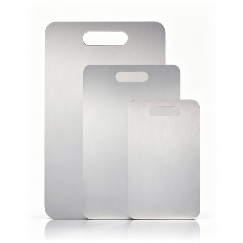 Ensemble de 3 planches à découper en titane - Coffre-fort à double face pour planches à découper en métal, facile à utiliser et résistant aux marques et au lave-vaisselle - 16 x 10/13 x 8/10 x 6 - couleur acier inoxydable