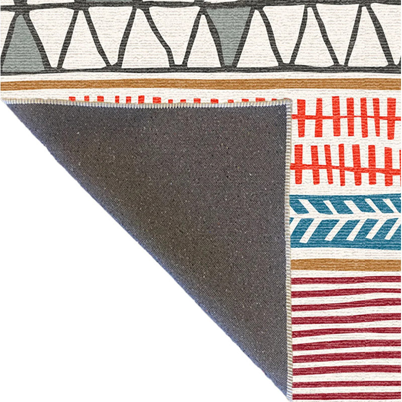 Tapis intérieur / extérieur en polypropylène tissé à la machine Ivaya, Rectangle 5 pi 2 po x 8 pi 7 po
