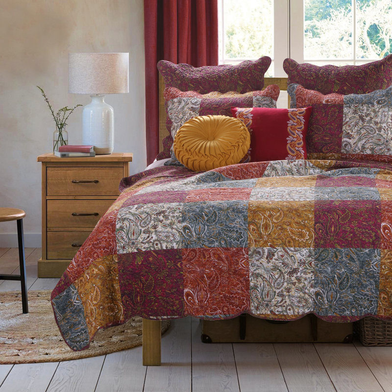 Boho-Chic Twin Reversible Cotton Quilt Set in Multicolor