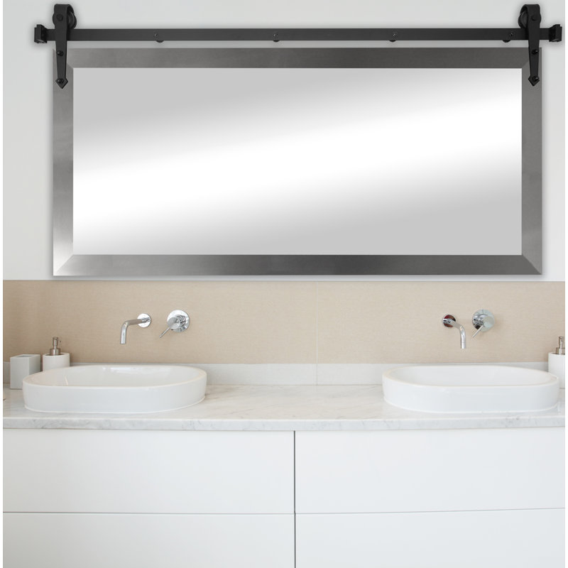 Miroir de salle de bain Neidig, H 30 po x l 65 po, Argent