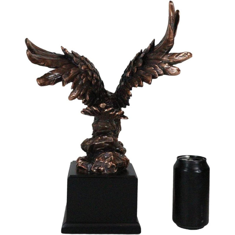Figurine aigle à tête blanche