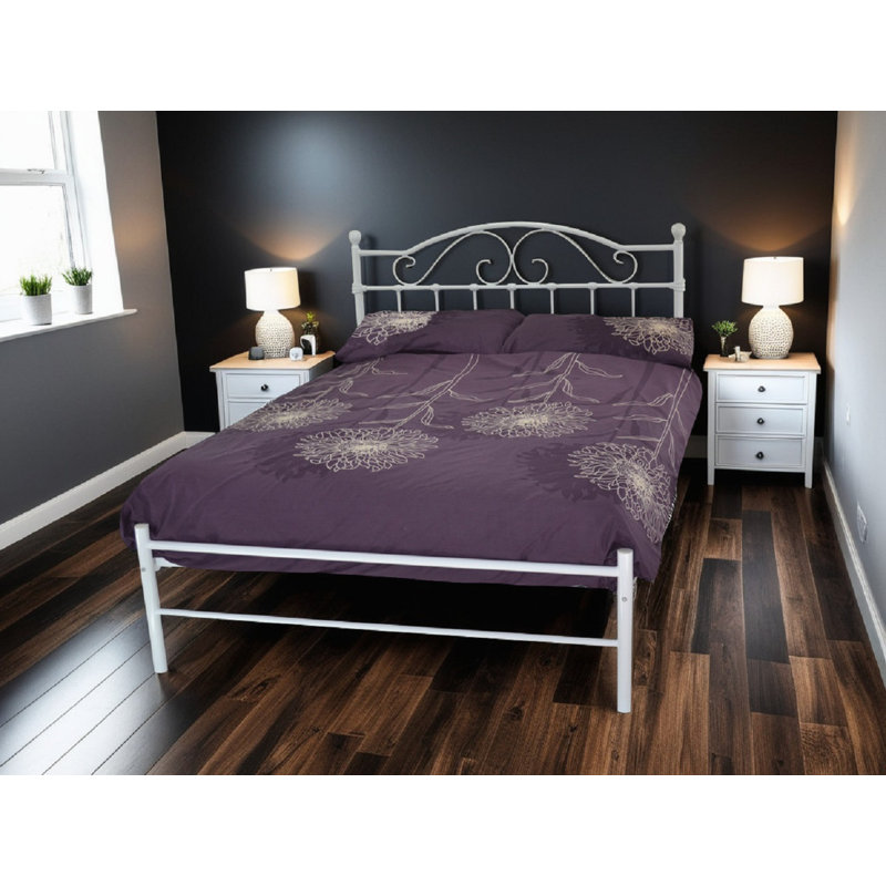 Sussex Metal Bed, White, Double (4'6)